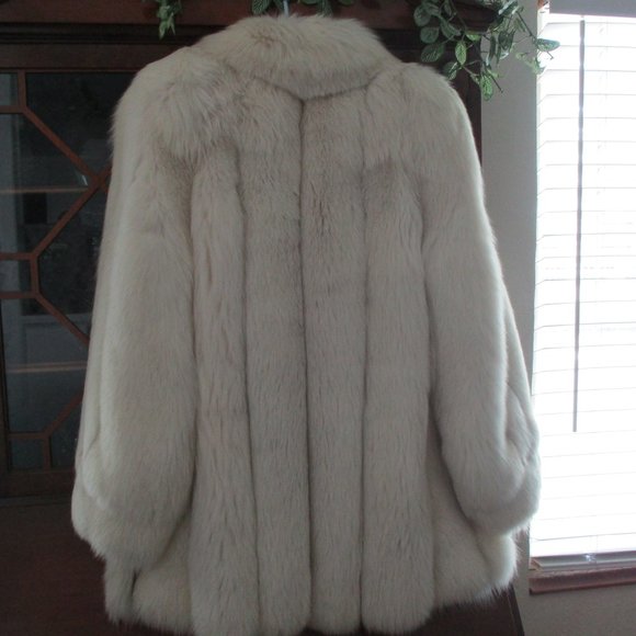 Gorgeous Blush Fox Fur Stroller Coat - Picture 2 of 7